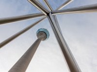 Dusseldorf Rheinturm : Duitsland, Düsseldorf, Ter Streep, architectuur